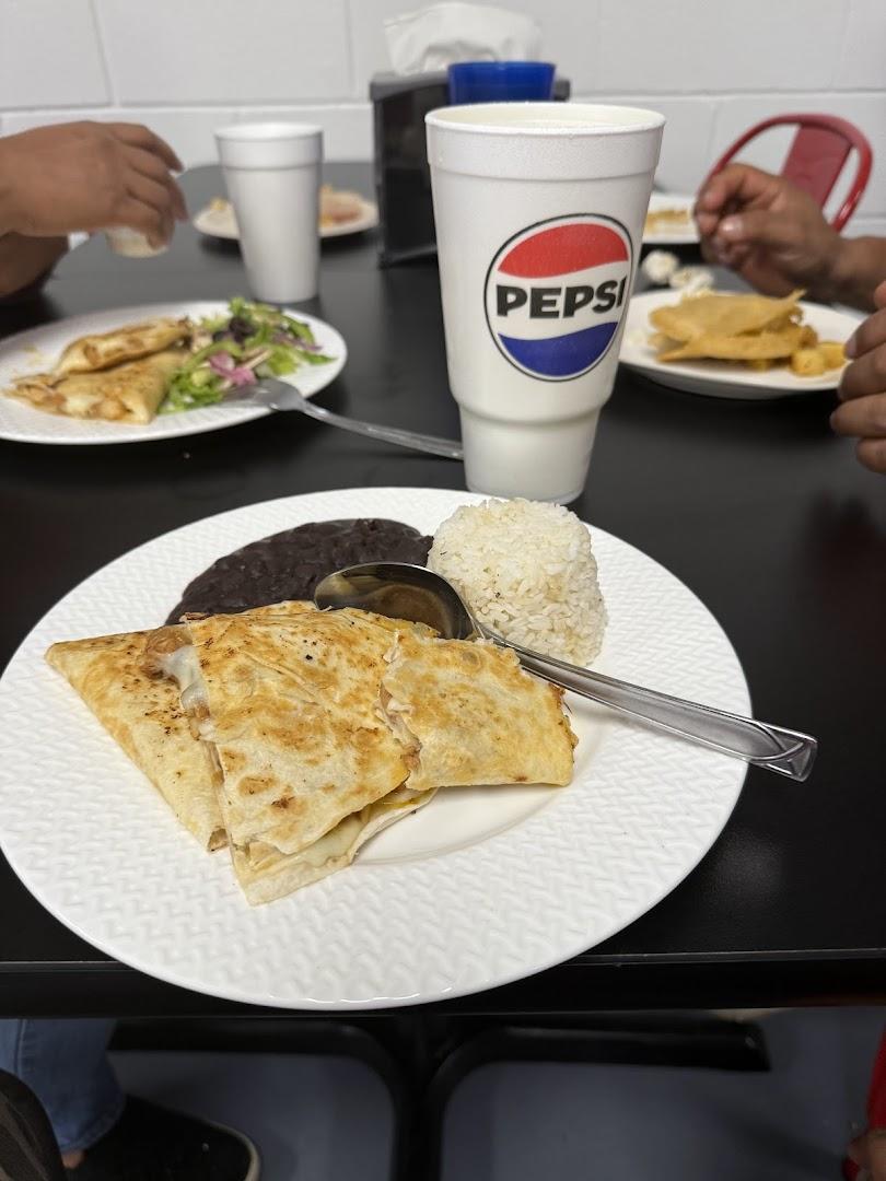 La Villa del Sabor Latino